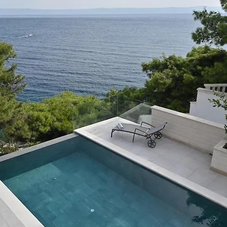 Luxury Beachfront White Bellezza With Private Pool At The On Brac Island - Sumartin Villa