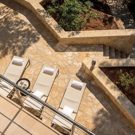 Villa Luxury Beachfront White Bellezza With Private Pool At The On Brac Island - Sumartin *