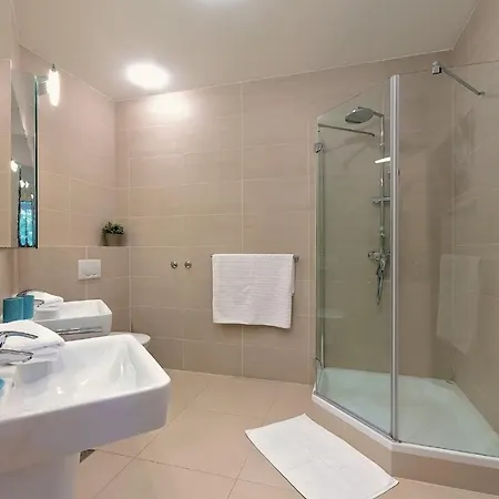 Villa Luxury Beachfront White Bellezza With Private Pool At The On Brac Island - Sumartin Selca (Brac)