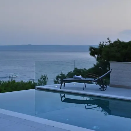 Luxury Beachfront White Bellezza With Private Pool At The On Brac Island - Sumartin Selca
