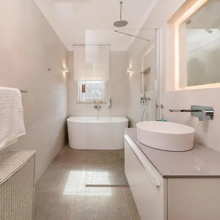 Luxury Beachfront White Bellezza With Private Pool At The On Brac Island - Sumartin Villa