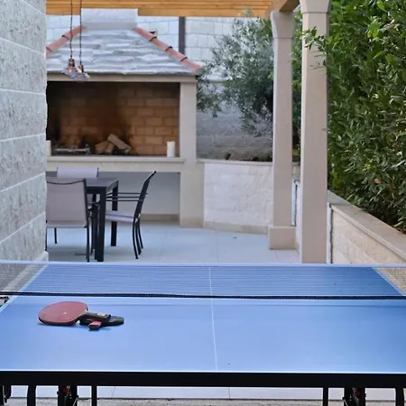 Luxury Beachfront White Bellezza With Private Pool At The On Brac Island - Sumartin