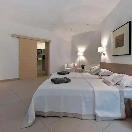 Luxury Beachfront White Bellezza With Private Pool At The On Brac Island - Sumartin Selca