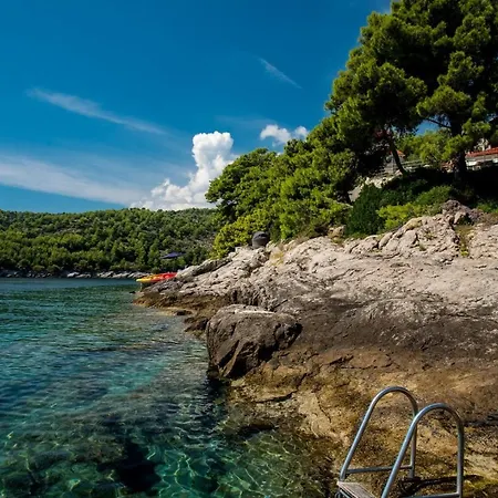 Villa Luxury Beachfront White Bellezza With Private Pool At The On Brac Island - Sumartin *