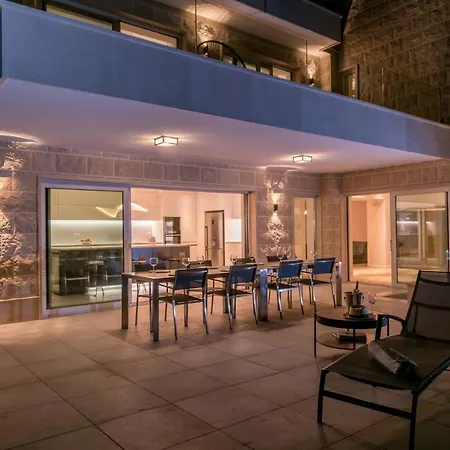 Luxury Beachfront White Bellezza With Private Pool At The On Brac Island - Sumartin Selca